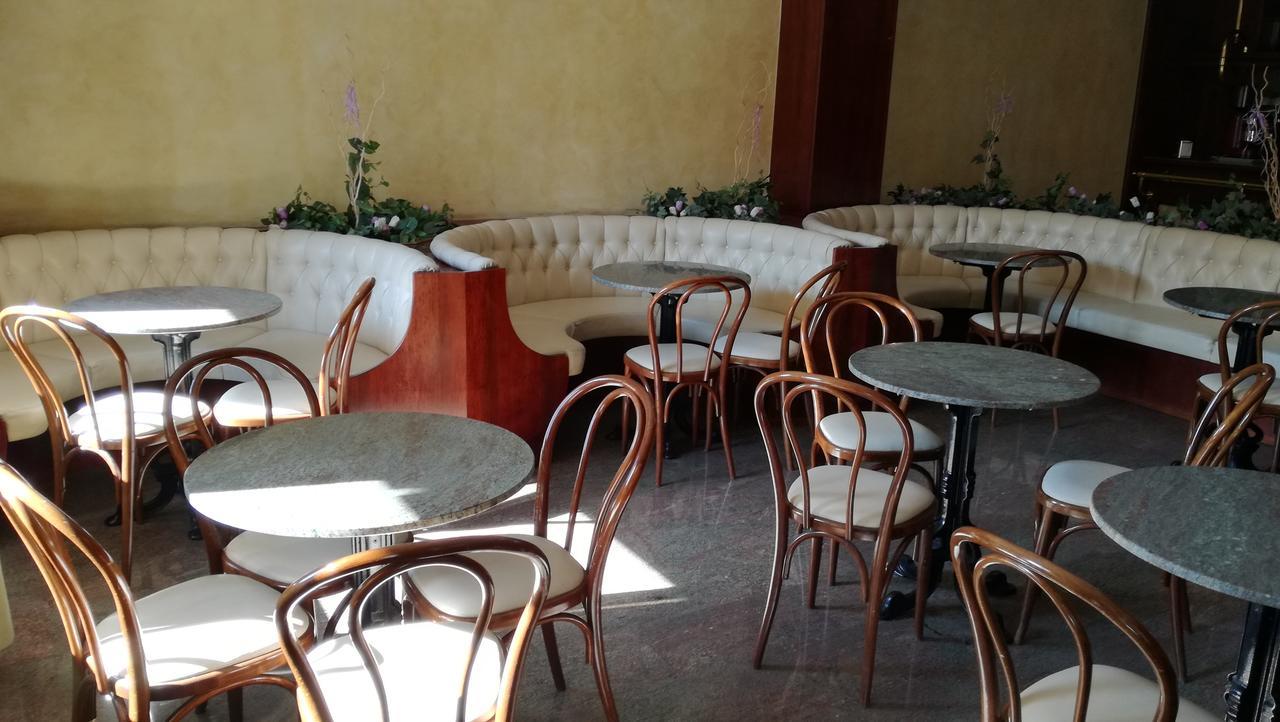 Hotel Antica Quercia Cementara Exterior photo